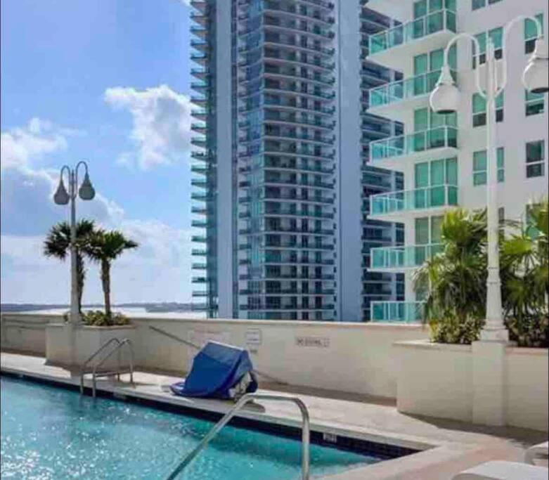 Exquisite 1 Bed • 33 Floor •brickell • Ocean Views Apartamento