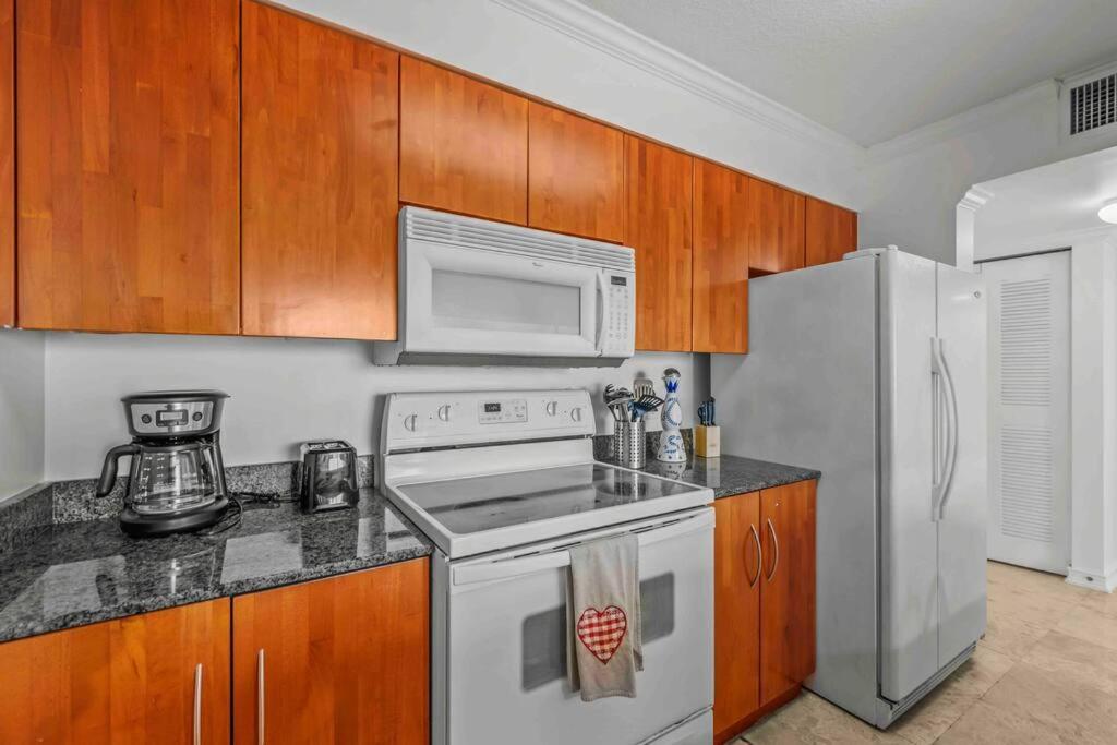 Exquisite 1 Bed • 33 Floor •brickell • Ocean Views Apartamento *