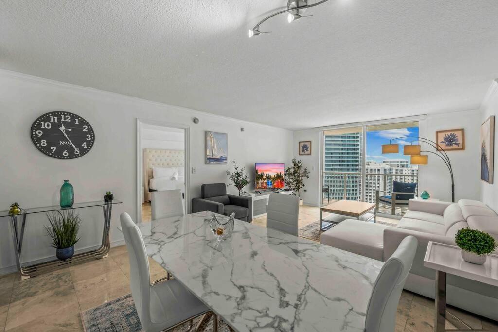 Exquisite 1 Bed • 33 Floor •brickell • Ocean Views Apartamento *