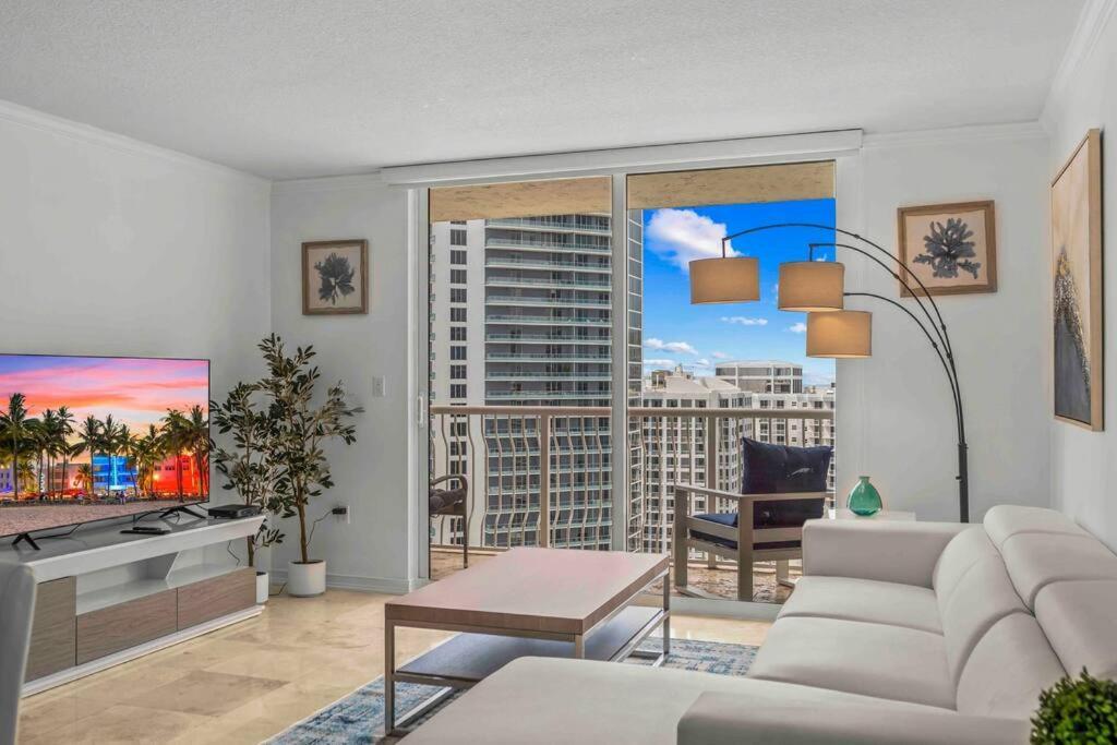 Apartamento Exquisite 1 Bed • 33 Floor •brickell • Ocean Views *